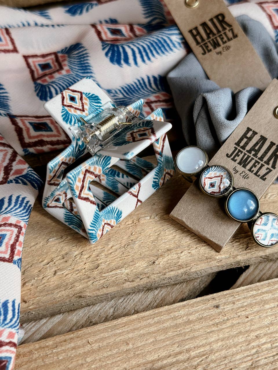 Hairjewelz by Elle - Wholesale Hair Clip - Women's - Colourclaw "Ethnic Peacock"3