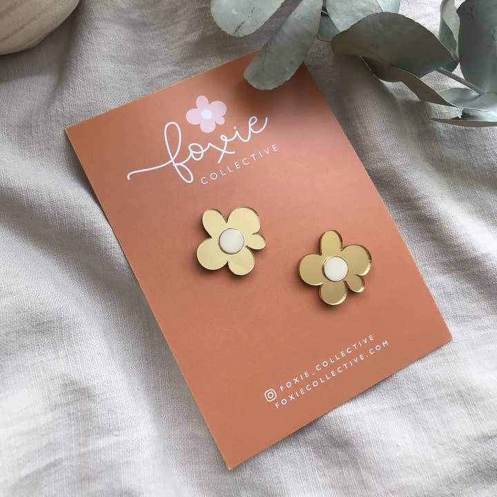 Foxie Collective - Wholesale Dangle Earrings - Moon Flower Midi Studs Earrings | Gold + Cream | WHOLESALE1
