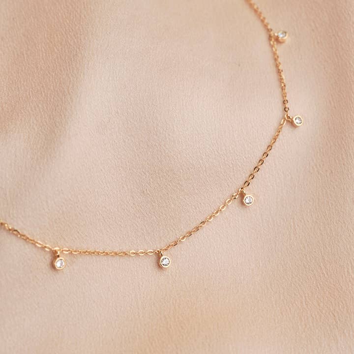 Meora Paris – Engroshandel Halskæde med vedhæng – 18 karat forgyldt glow-halskæde2