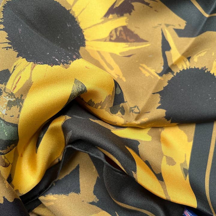 RUMI - Wholesale Scarf - Unisex - Gloriosa Daisy Luxury Silk Scarf1