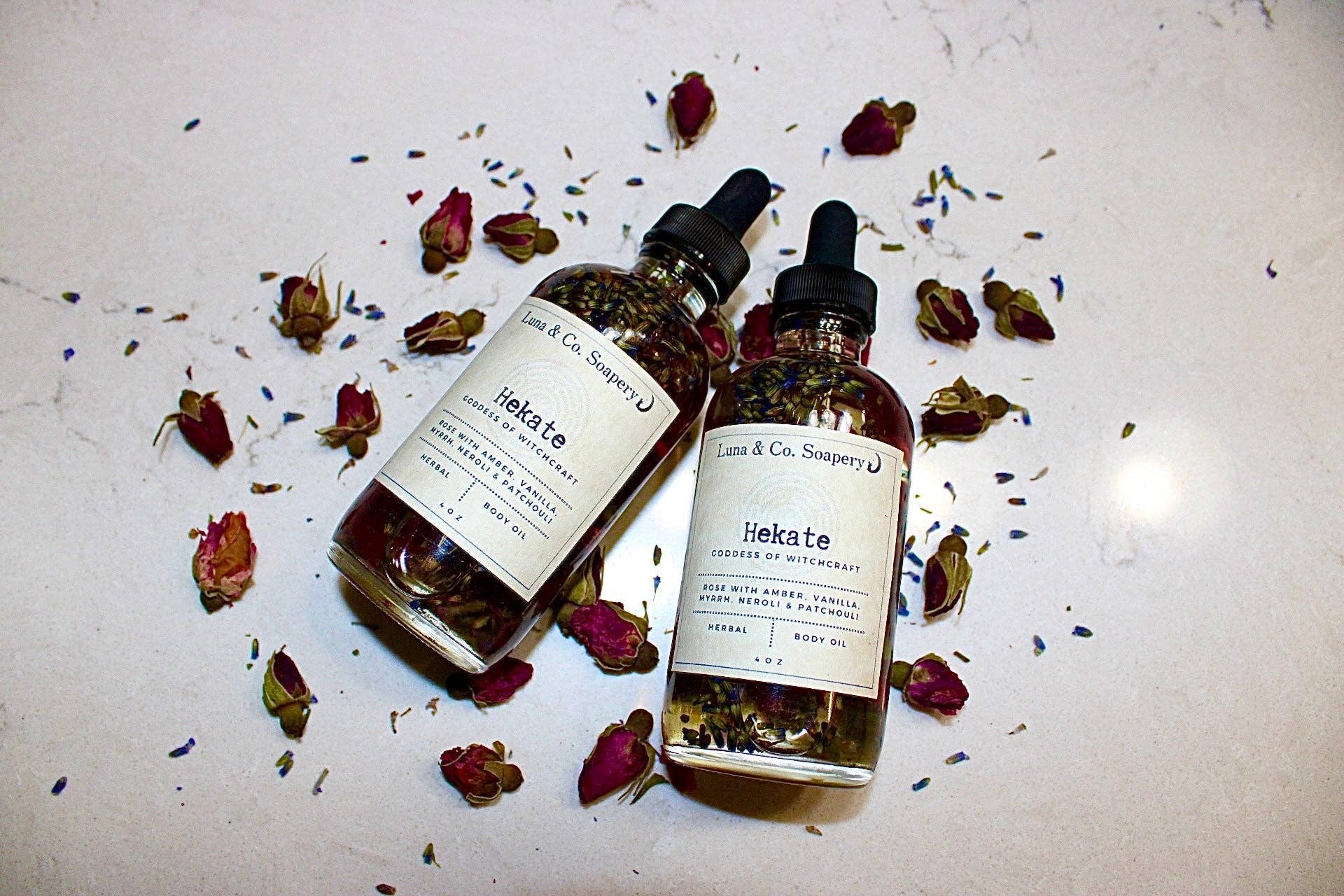 Luna & Co. Soapery – wholesale Bath/body oil – Hekate Body Oil2