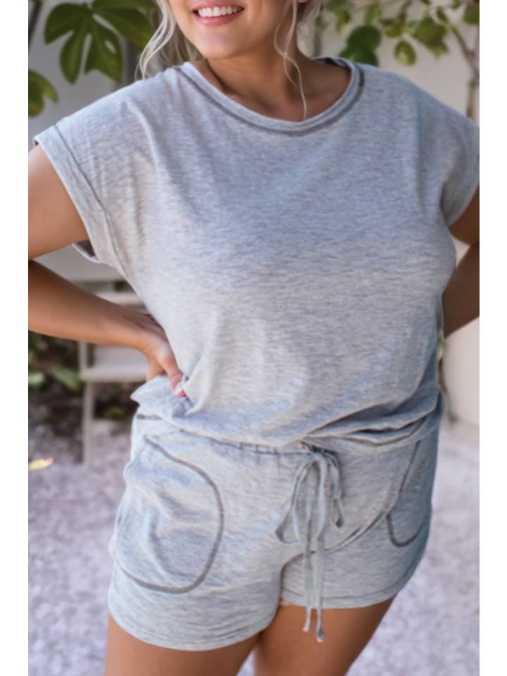 Gray Contrast Stitching Cuffed Sleeve Plus Shorts Set for wholesale on Faire