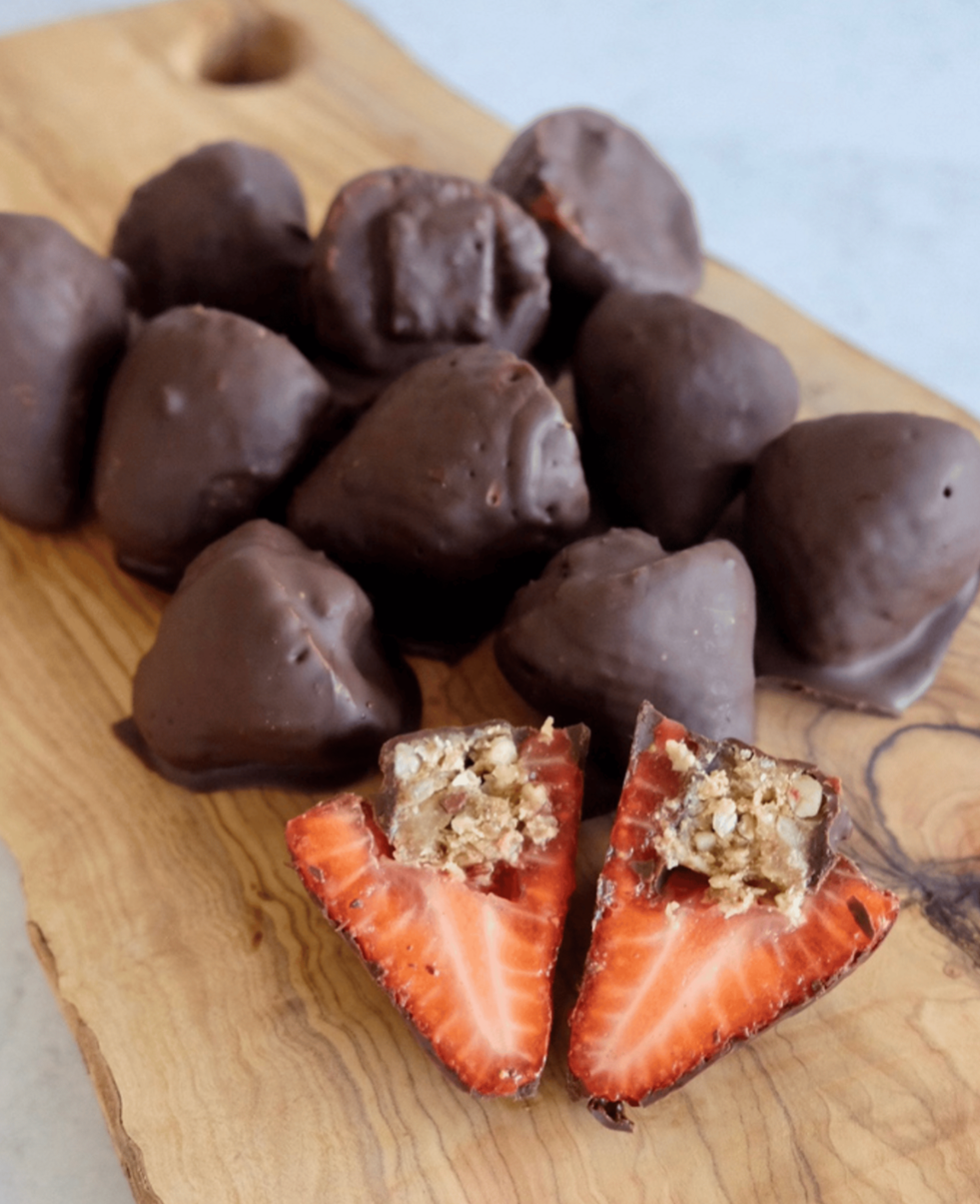 Elemental Superfood - Wholesale Chocolate Bar - Dark Chocolate + Almond Butter4