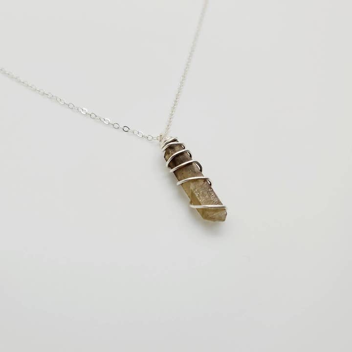 Healing Jewelry Co., LLC – wholesale Hänge-/berlockhalsband – Rökkvarts halsband | Kristall Halsband | Kristall smycken