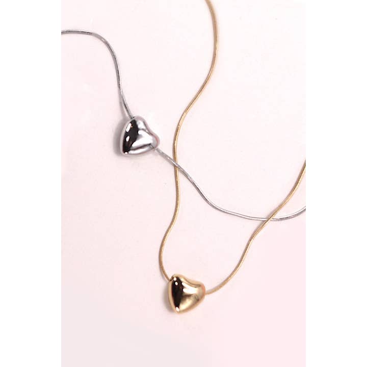 JOSSLYN by wall to wall - Wholesale Pendant/Charm Necklace - MINI PUFF HEART PENDANT SNAKE CHAIN NECKLACE | 80N5034