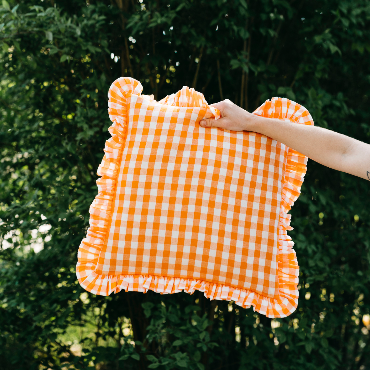 OMOM - Wholesale Throw/Decorative Pillow - OMOM Cushion Cover / Sofa Cushion in Organic Cotton - Ruffle11