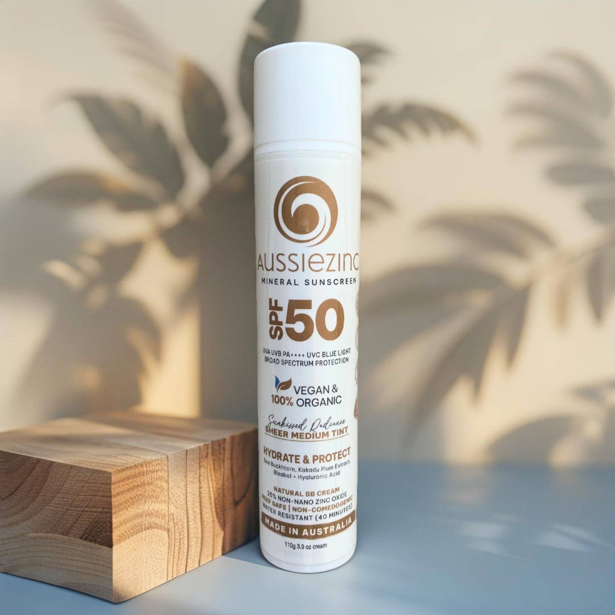 AussieZinc Mineral Sunscreen - Venta al por mayor Protector solar - Crema BB de protección solar mineral orgánica hidratante con zinc y tinte medio translúcido SPF50+0