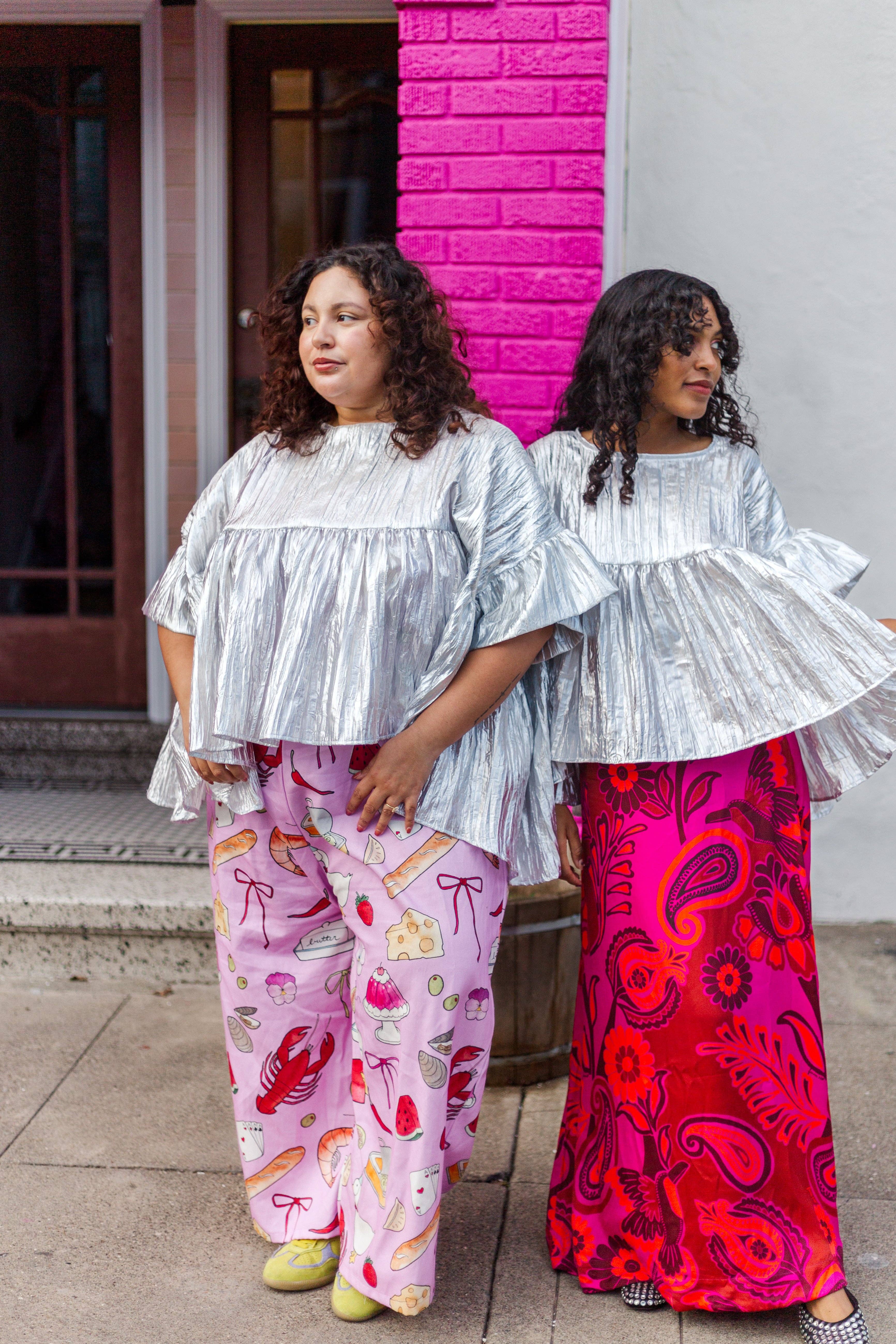 Nettle Studios - Wholesale Blouse - Women's - Size-Inclusive Plus Size Womens Silver Metallic Gathered Top27