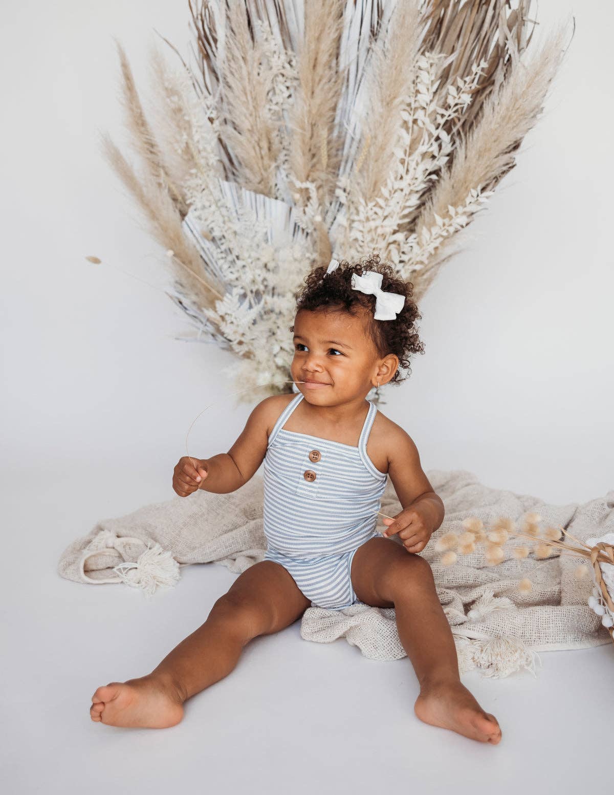 Karibou Kids – wholesale Overall - Baby – Paloma soldräkt - dammig blå rand6