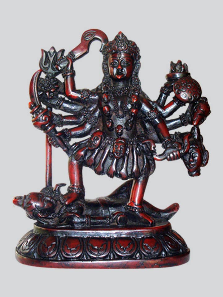Kali-Harzstatue (CL-68) für den Großhandel von Kathmandu Imports