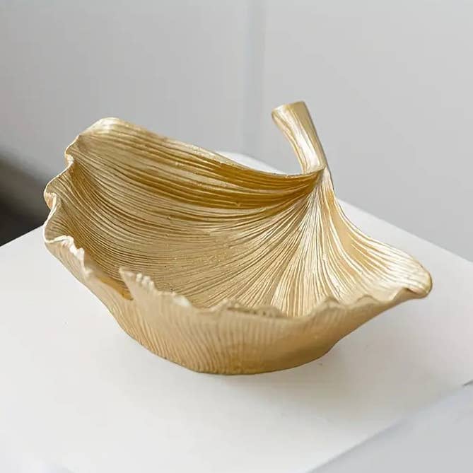 Huis Van Merken - Wholesale Serving Tray - 1pc Ginkgo Design Leaf Serving Tray0