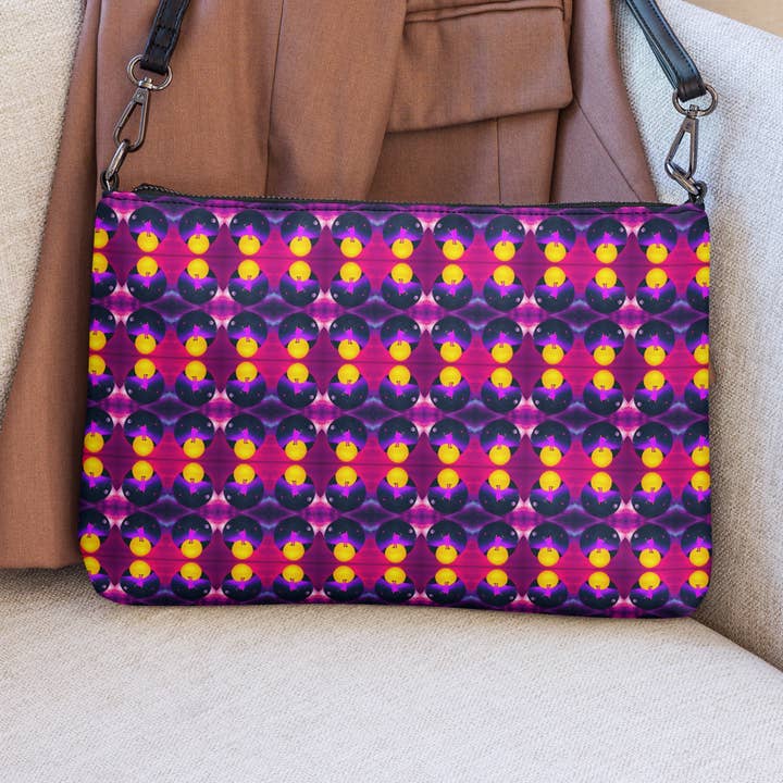 Crossbody Bag V for wholesale by NeuroTekk Co.