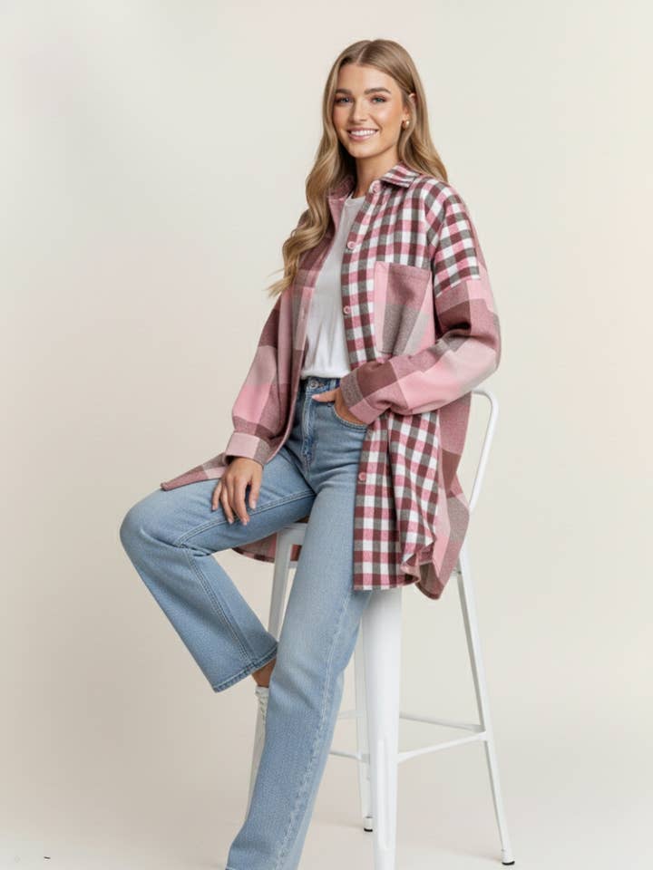 TOP A QUADRI A VESTIBILITÀ COMODA per la vendita all'ingrosso da parte di J.NNA