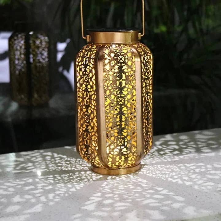 BRECK + FOX - Wholesale Outdoor/Lawn Light - Solar Art Deco Lantern