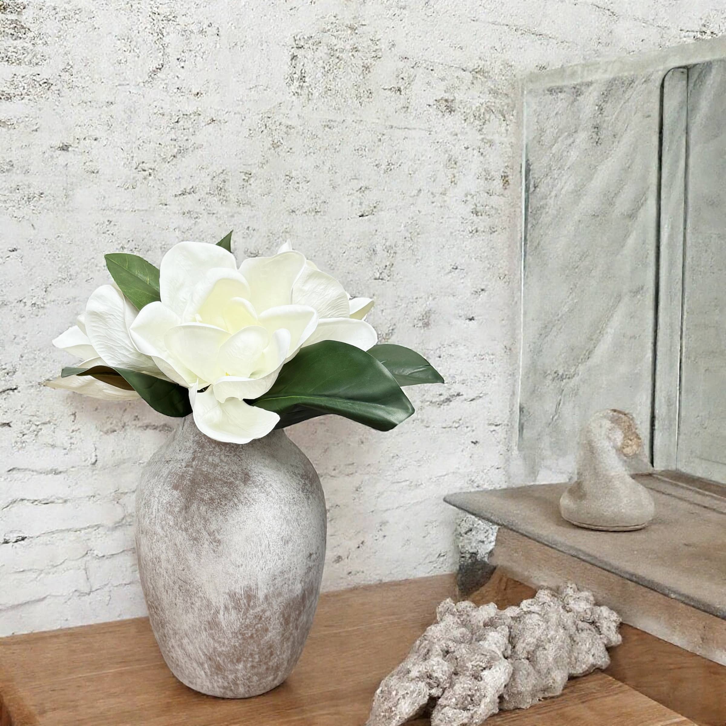 Angel Isabella – Flores artificiais por atacado – Flor de Magnólia Realista de 6-8" com Folhas4