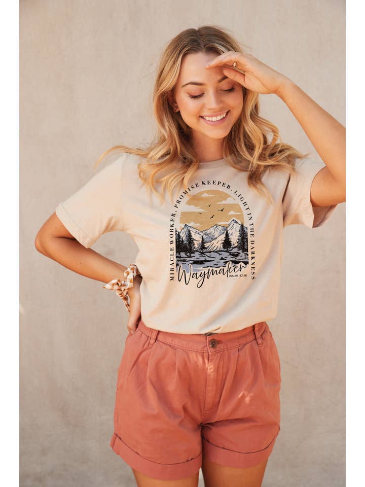 OAT COLLECTIVE – Engroshandel T-shirt med print - Dame – WAY MAKER grafisk T-shirt1