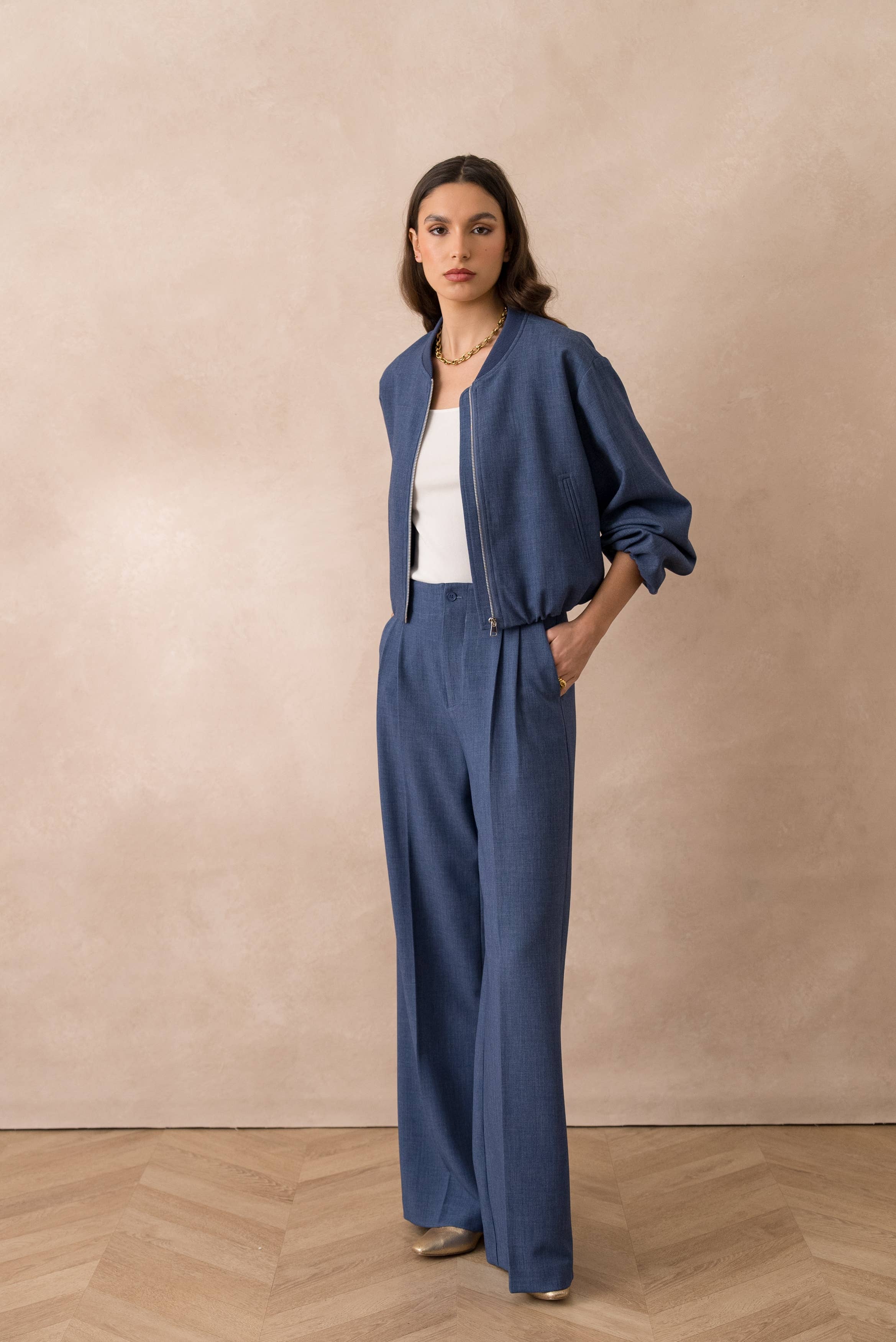 Attentif Paris - Wholesale Bomber Jacket - Women's - [Aura] Short bomber jacket with classic collar14