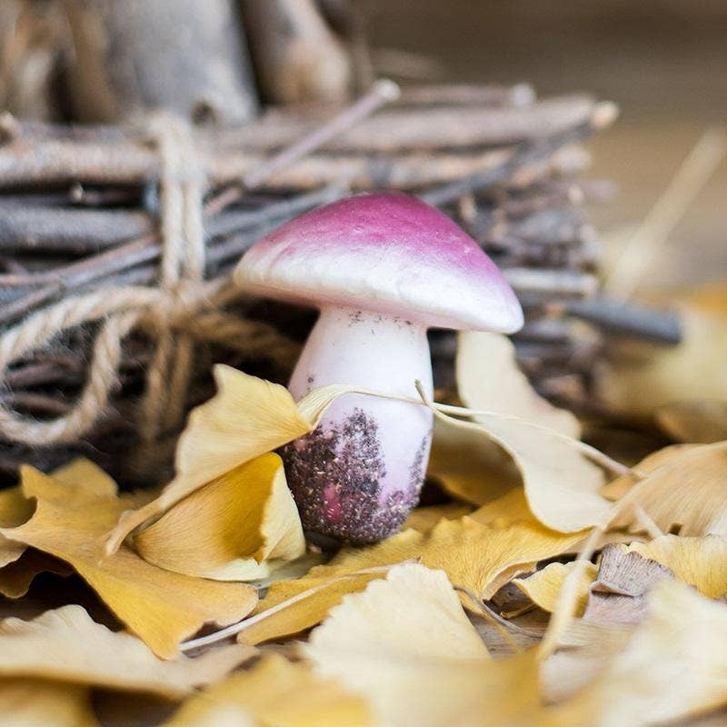 Rustic Reach - Wholesale Decorative Tabletop Object - Artificial Veggie Mushroom 4.7" Tall1