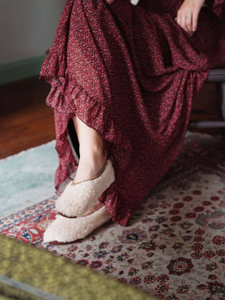 Ballerines chaussons - 100% Laine de mouton - Macchiato pour la vente par We Are Wovens