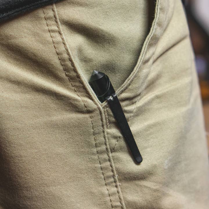 CurateNYC - Wholesale Pen - SKRAWL Tactical Pen with Pressurized Ink & Window Breaker5