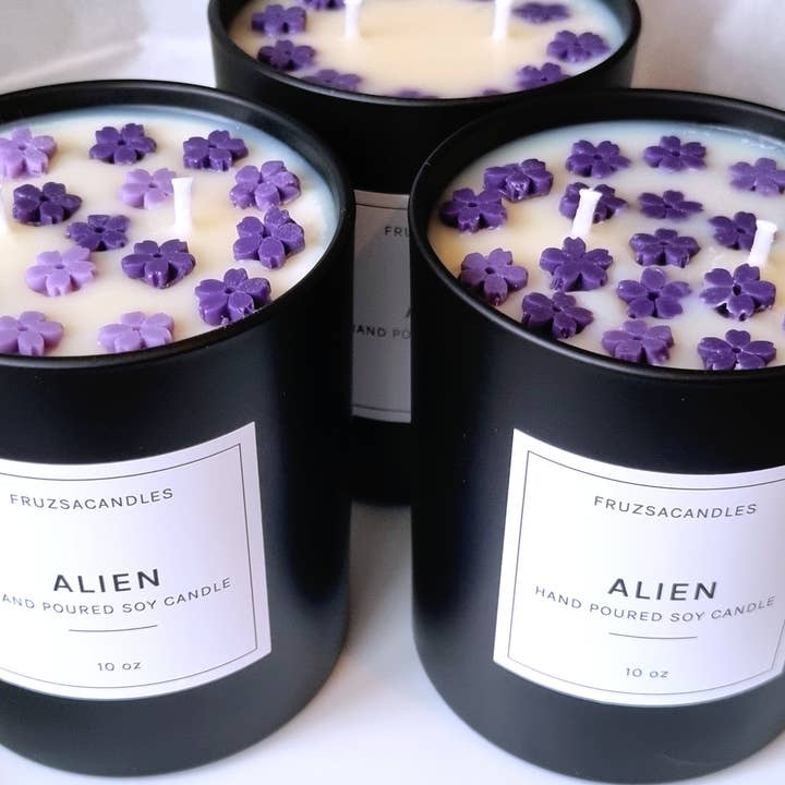 Luxury Alien Scented Candle/ Perfume inspired candle/ Luxury Matt Candle Jar for wholesale by London Home Scents