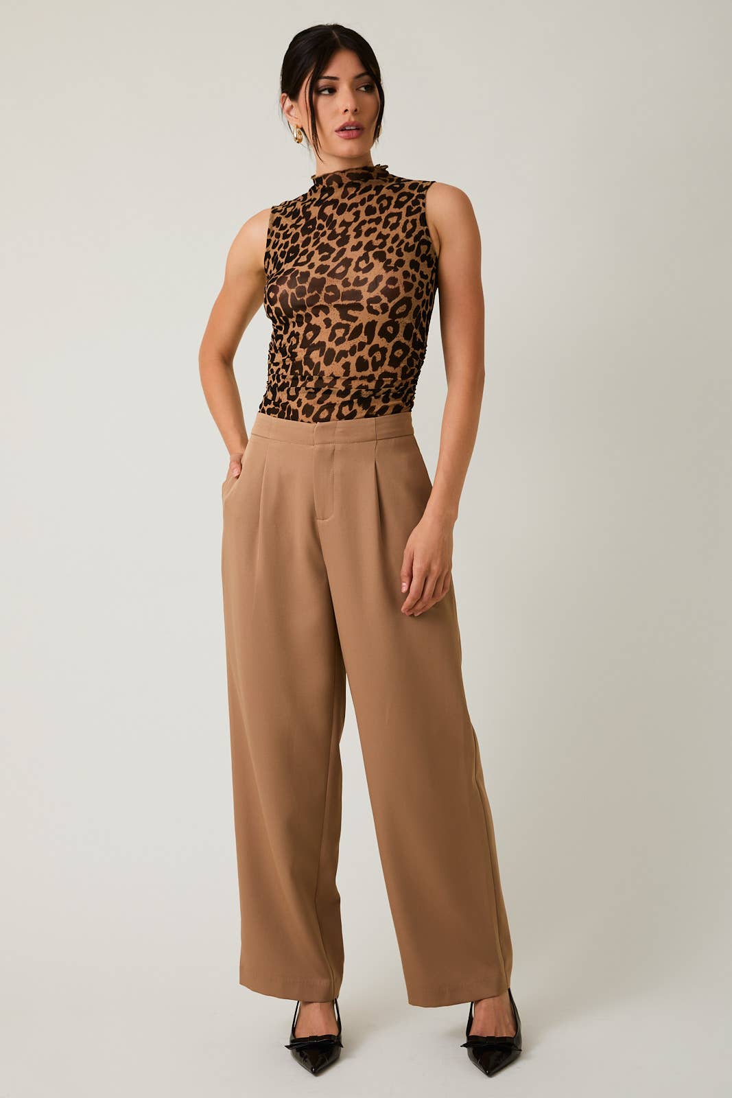 TAUPE PANTALONS DE COSTUME en vente sur Faire5