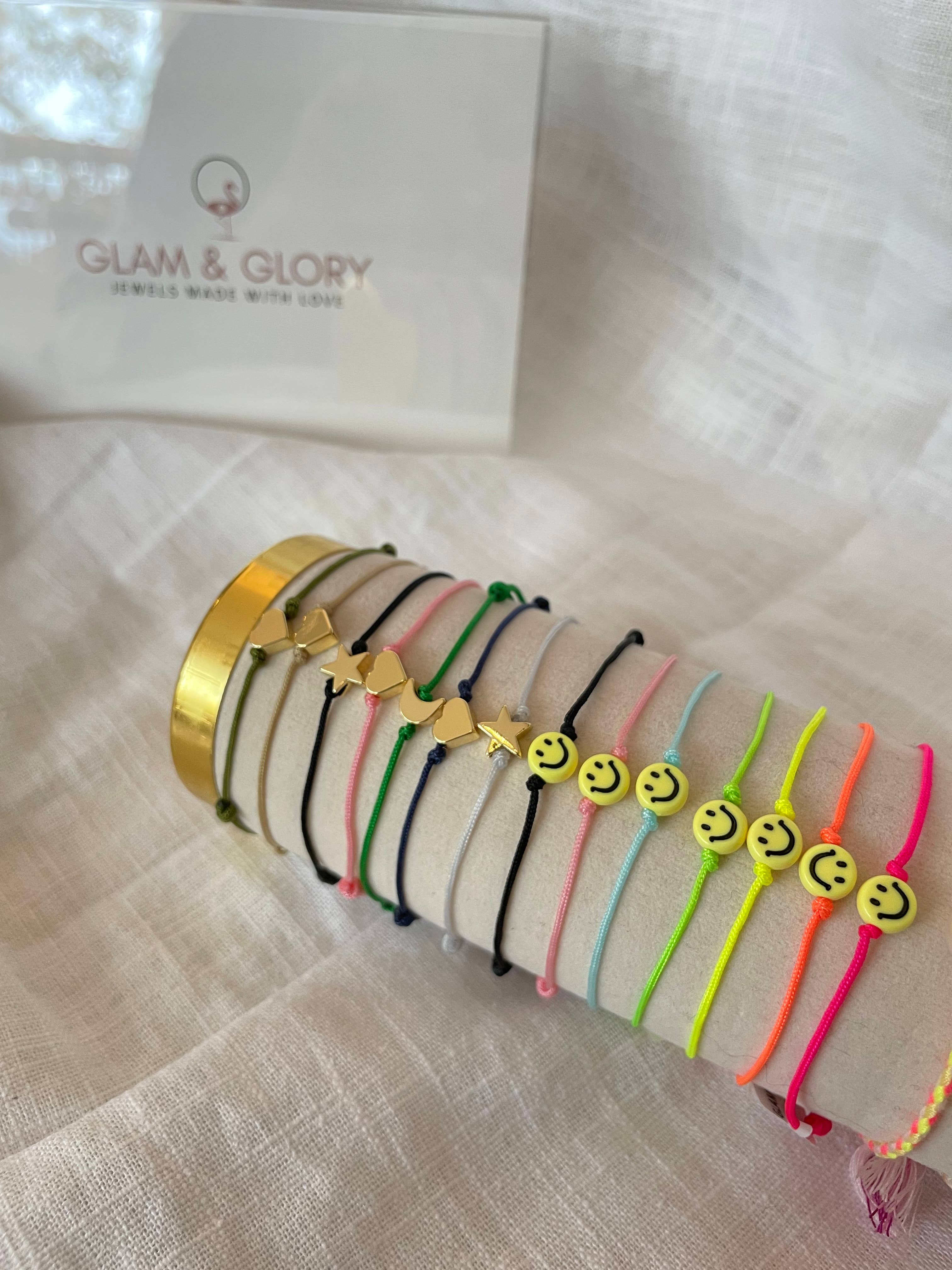 GLAM & GLORY Jewels made with love - Wholesale Woven/Braided Bracelet - Smile thong bracelet6