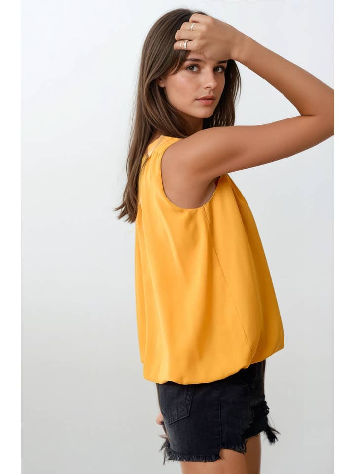 Doe and Rae - Wholesale Blouse - Women's - SHIRRED WOVEN TOP - 43125T