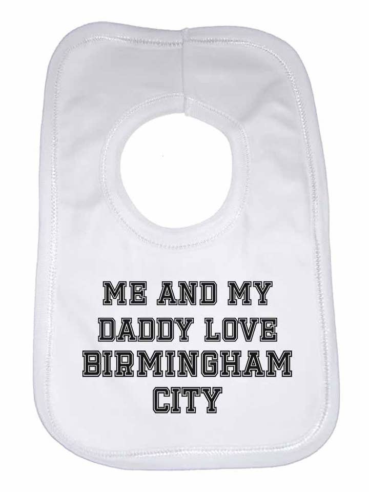 Mig og min far elsker Birmingham City, til fodbold, Fodboldfans Unisex babyhagesmække for engroshandel hos Little Ratbag