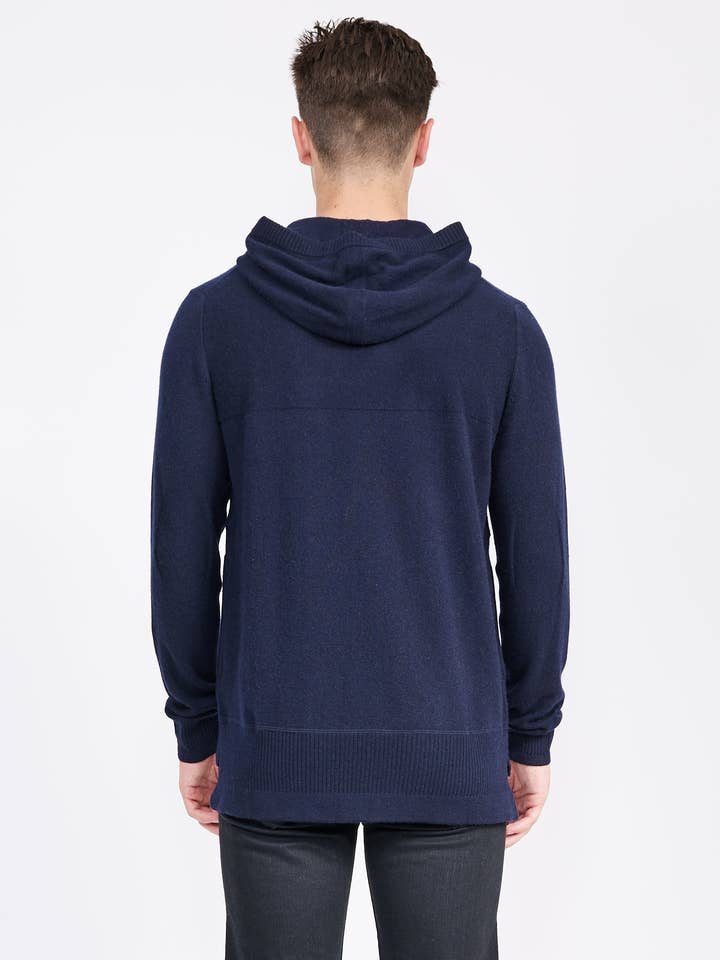 Sweat à capuche en cachemire Canuto pour la vente par QUINN