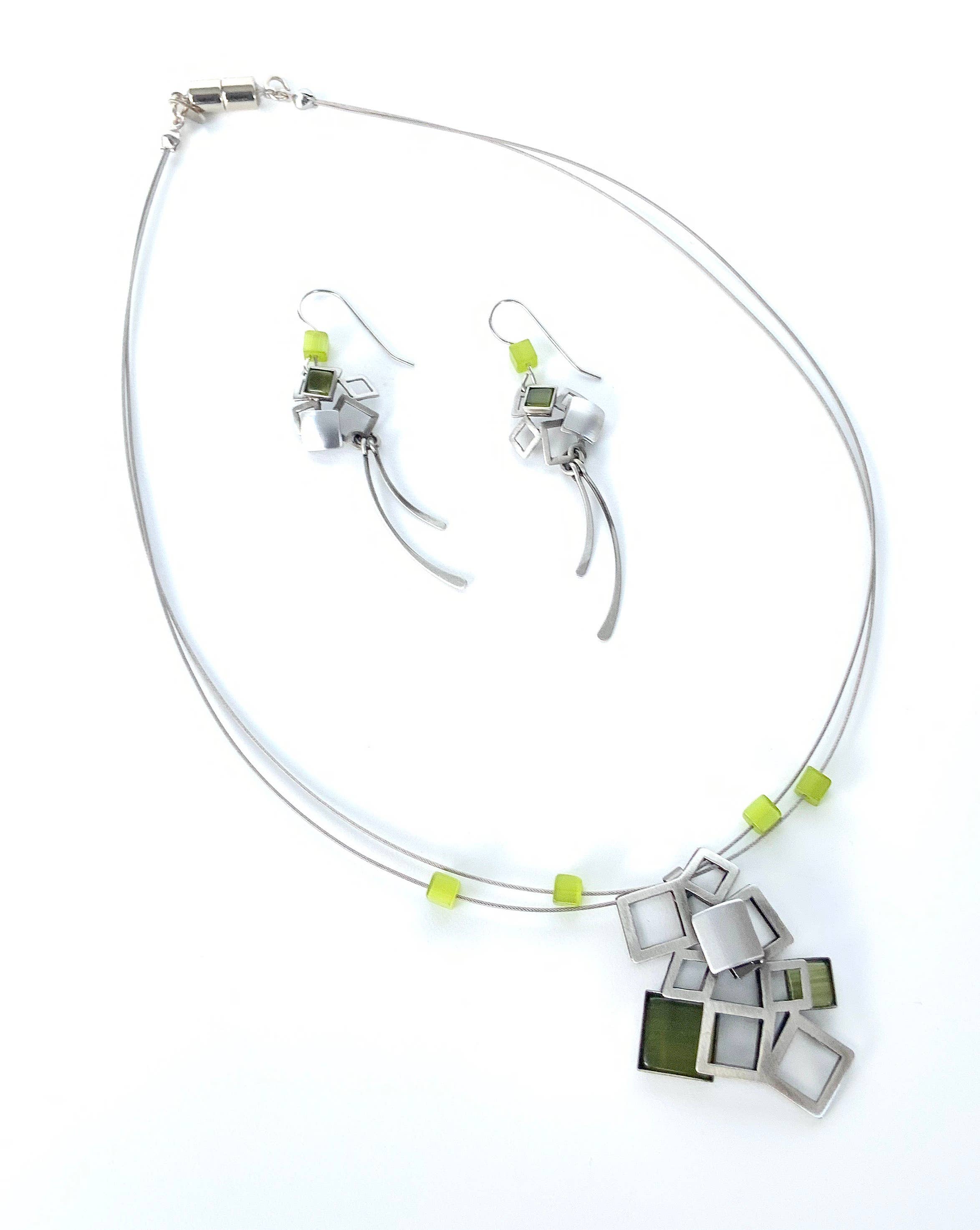 Christophe Poly / Crono Design - Vente Parures de bijoux - ENSEMBLES Préemballés (DFY1) - 6xColliers17'' & Ensembles d'Oreilles & Présentoirs Gratuits39