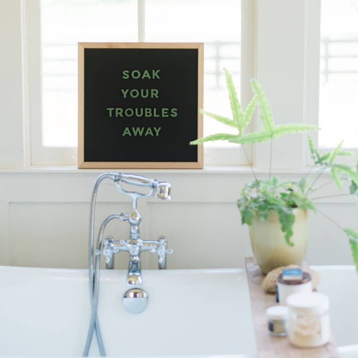 The Type Set Co. – Engroshandel Magnet – 1" 200stk Olivengrønne magnetiske bogstaver2