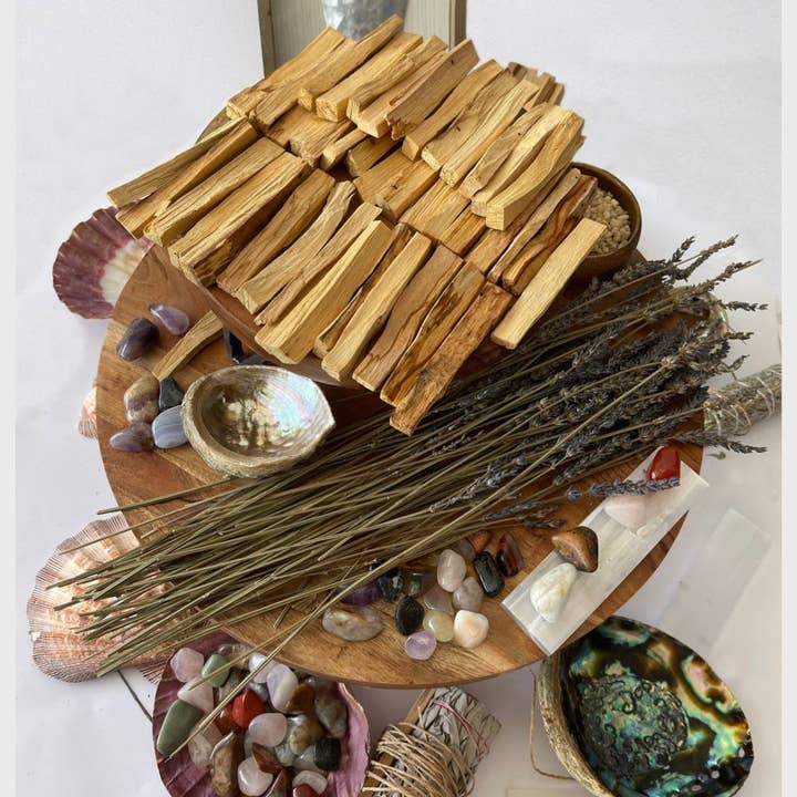 CaNatureLover - Wholesale Smudge Stick - Palo Santo, Organic Wholesale Palo Santo Sticks from PERU