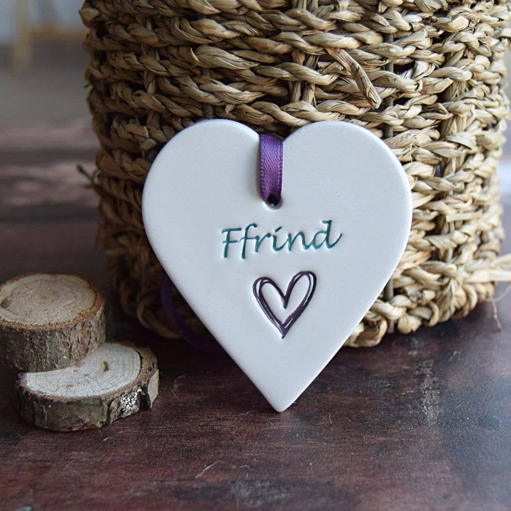 Broadlands Pottery – wholesale Ornament – Welsh - Ffrind - Handmade ceramic heart  1