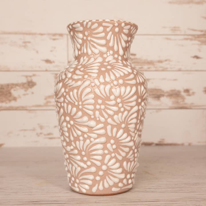 Nude Latte Dream Vase - Florero for wholesale on Faire
