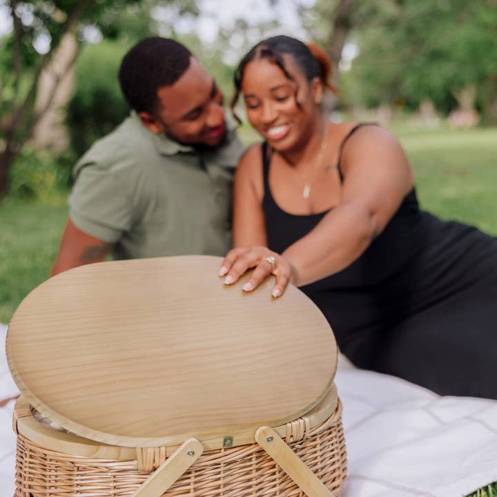 Beige Sequoia Picnic Basket for wholesale on Faire7