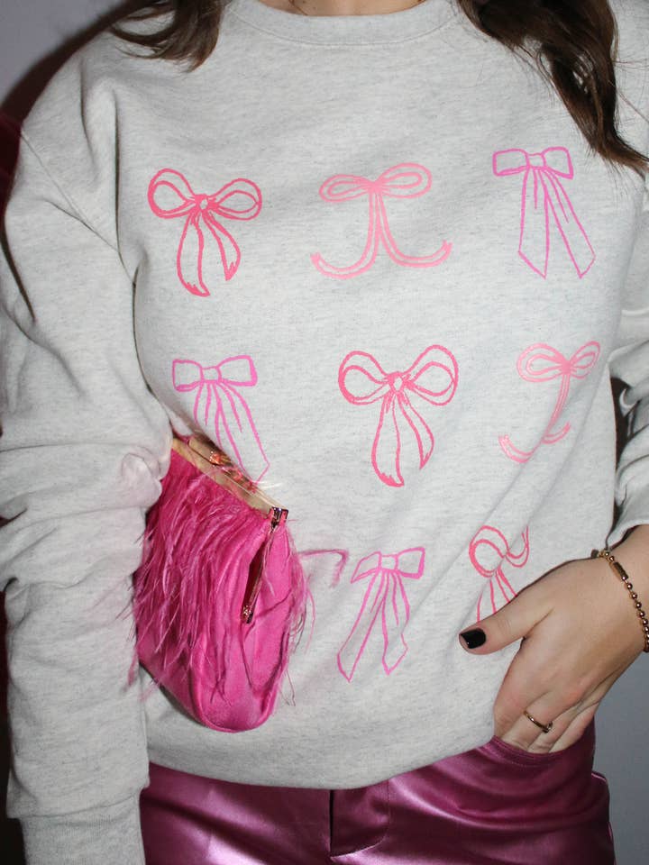 Cuello redondo con lazos para venta al por mayor de hey friends