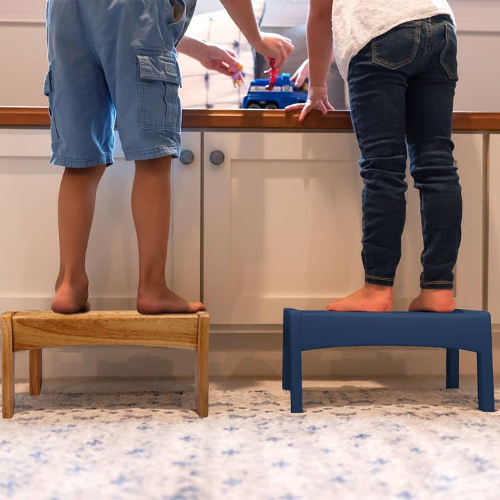 Wildkin – wholesale Stool – Slatted Step Stool