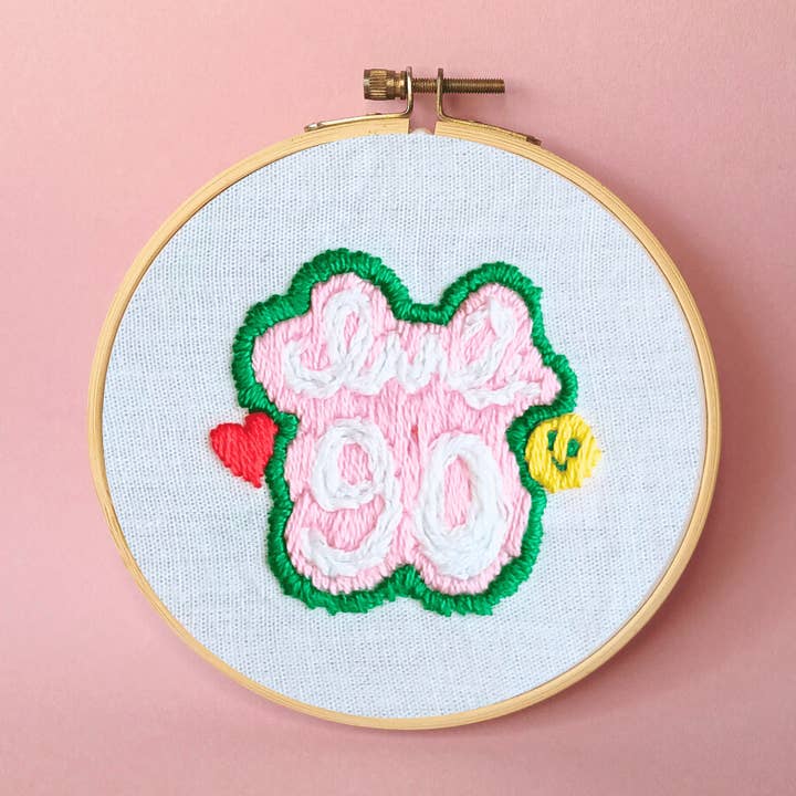 Kit de broderie Club 90 | By Limistic pour la vente par Mellow