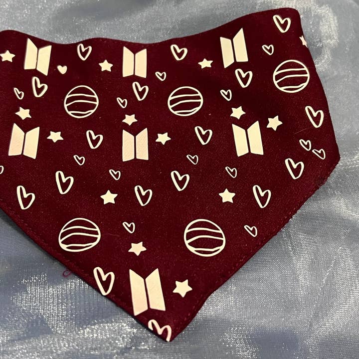 Mood: Daydreaming - Vente Bandana – chien - Bandana BTS Hearts pour animaux2