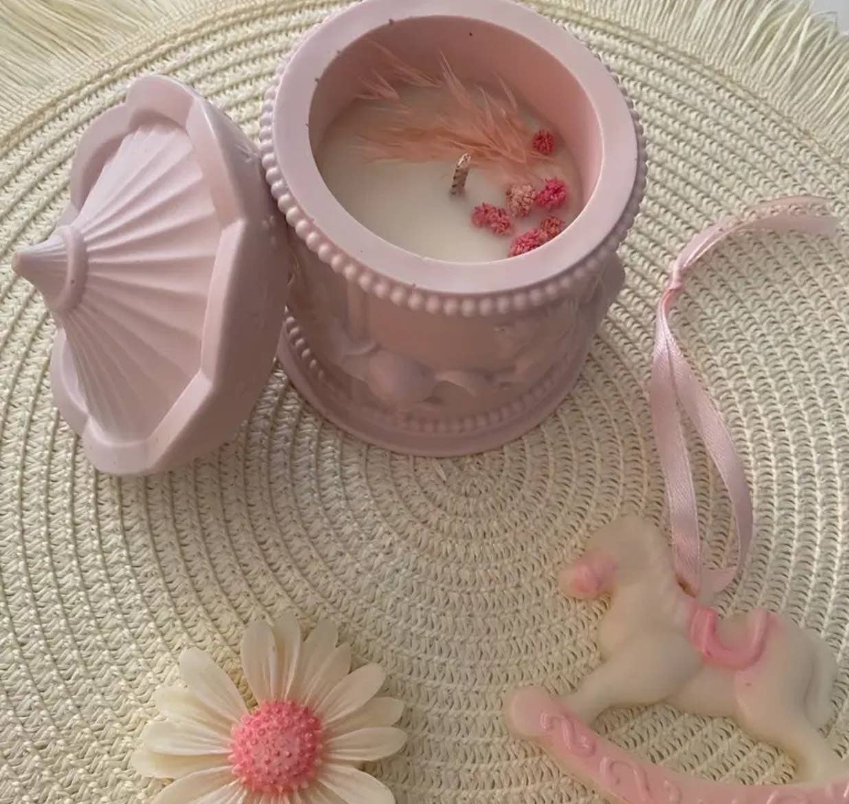 Aristocrat Creation - Wholesale Jar/Filled Candle - Carousel 8 oz Cement Candle Jar 2