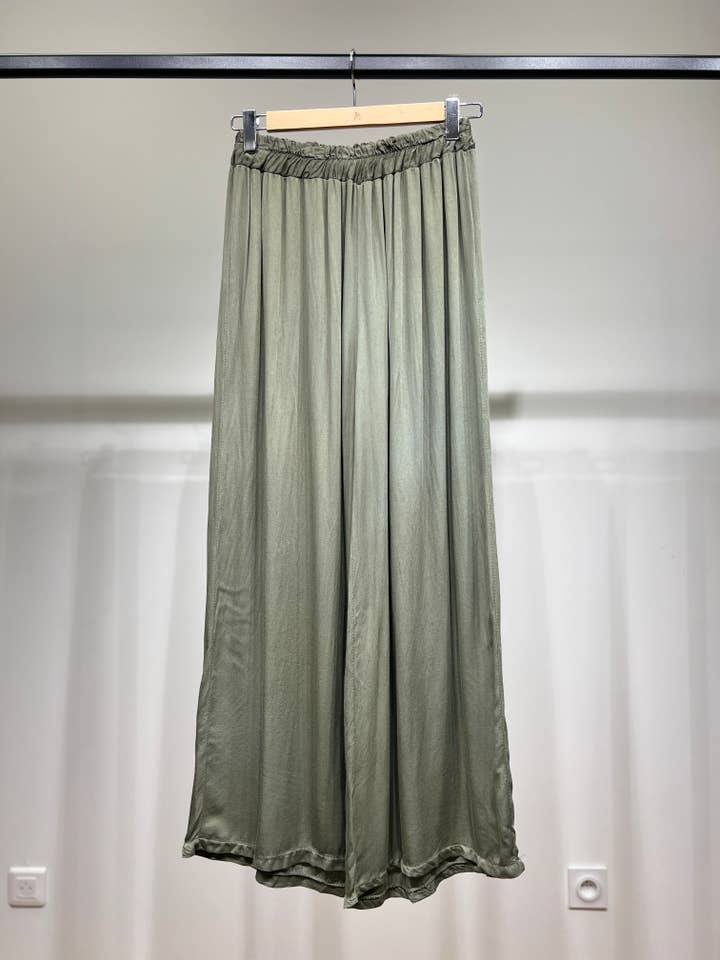 L'Emotion - Wholesale Pants - Women's - Wide Fluid Pants with Elastic Waist 100% Viscose