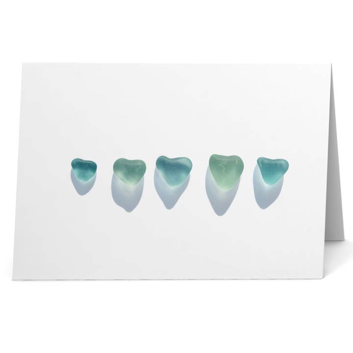 Sea Glass Aqua Hearts Card voor wholesale door Beachcombing / Etched by the Sea