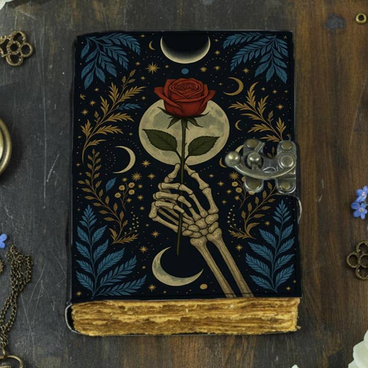 MNM HANDICRAFTS – Großhandel Tagebuch – Gotisches Lederjournal mit Skelett-Hand, Rose – Handgefertigt0