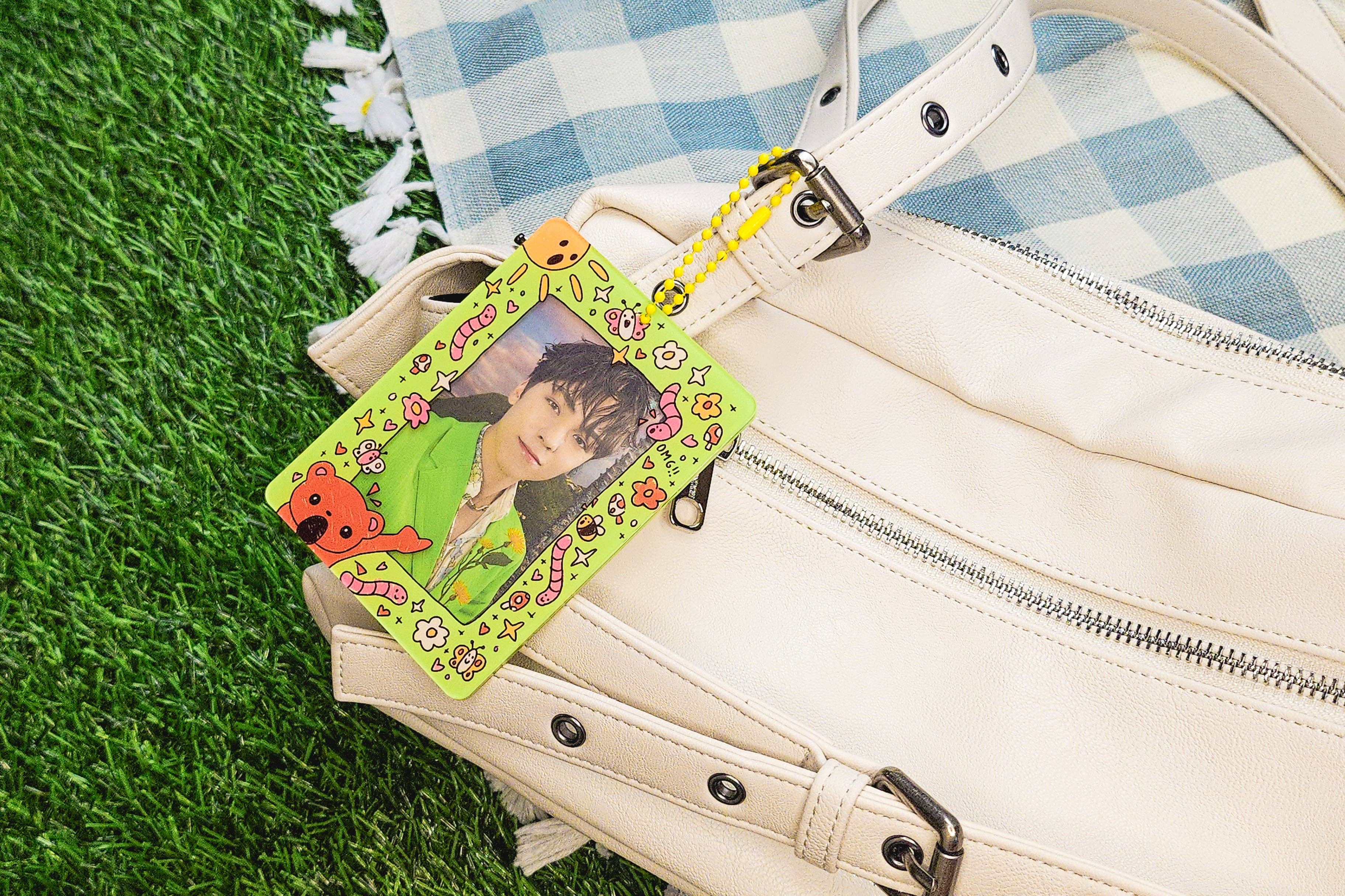 anniyell - Wholesale Card Holder - Women's - OMG! Acrylic Photocard Holder2