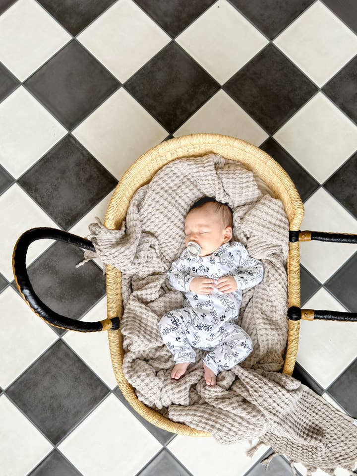 The OVer Company - Wholesale Slaappak - Baby - Olive - Overomper1