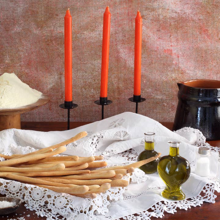 La Deliziosa Pasticceria di Mastro Cesare srl - Wholesale Bread/Tortilla - Hand-stretched Classic Breadsticks for Restaurant Packaging
