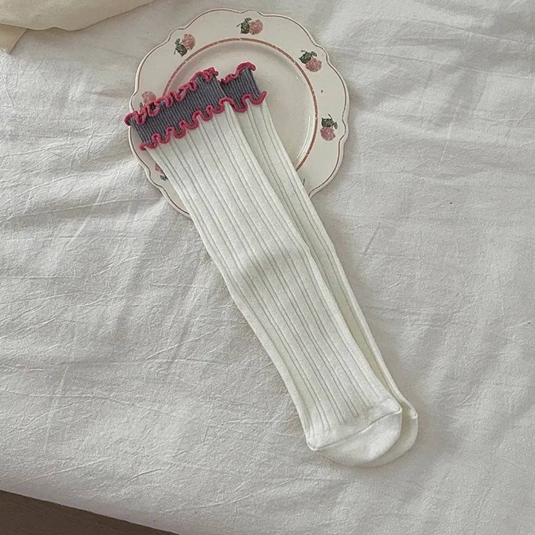 Funkyrel® Atzbranding Limited – Engroshandel Strømper - Dame – Rufia - Strømper med flæsede kanter0