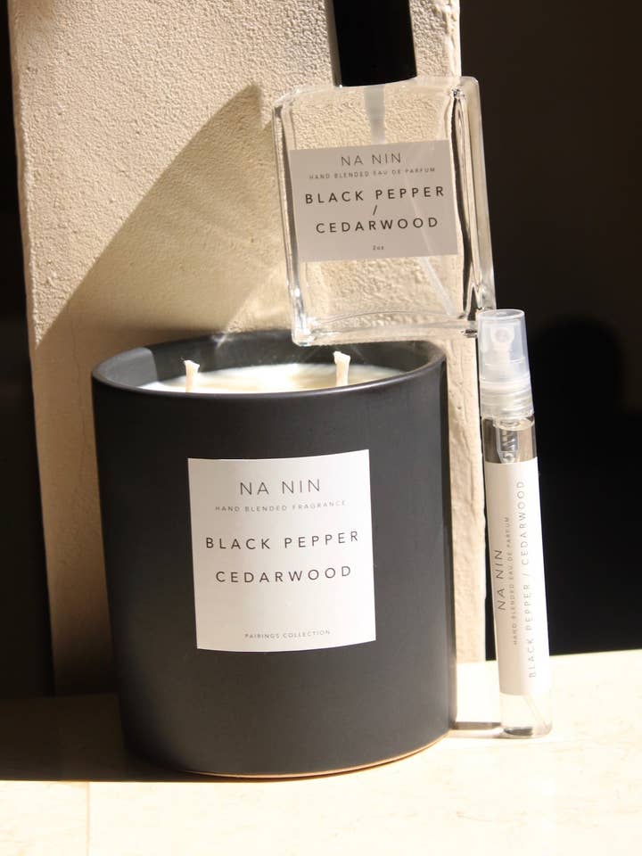 Black Pepper & Cedarwood Kerze / In verschiedenen Größen erhältlich für den Großhandel von Na Nin