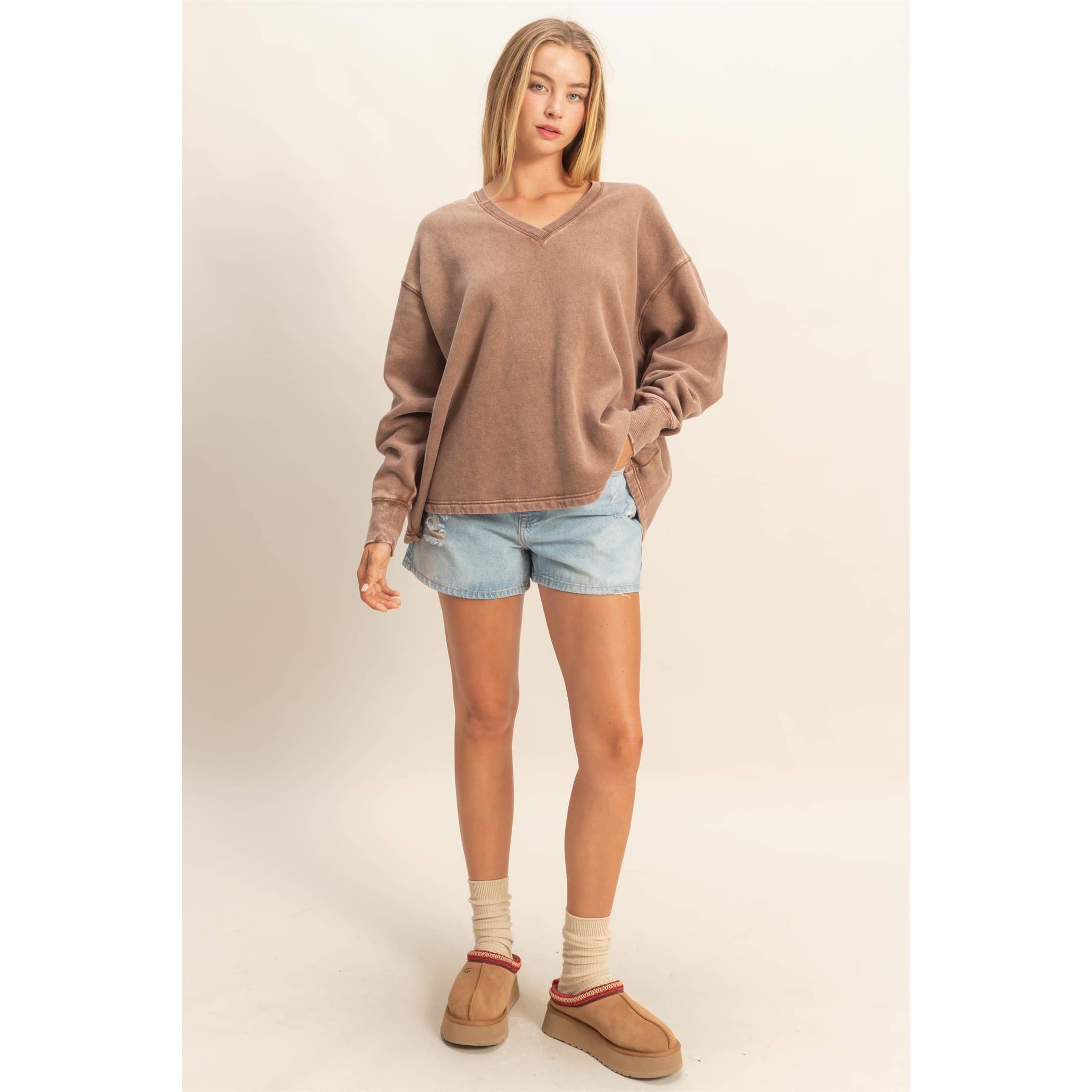 Double Zero - Wholesale Sweatshirt - Women's - Oversized V-Neck Sweatshirt With Raw Edge Detail3